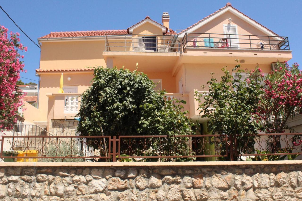 Apartman Tisno Exterior photo