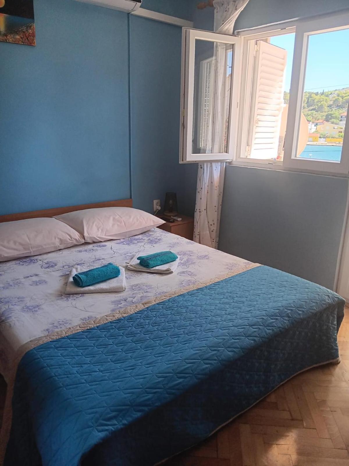 Apartman Tisno Exterior photo